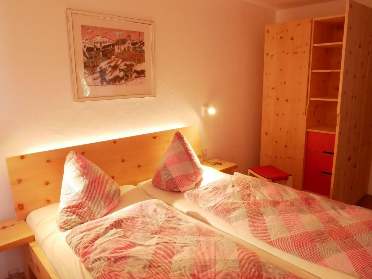Apartment Chesa Delfin
